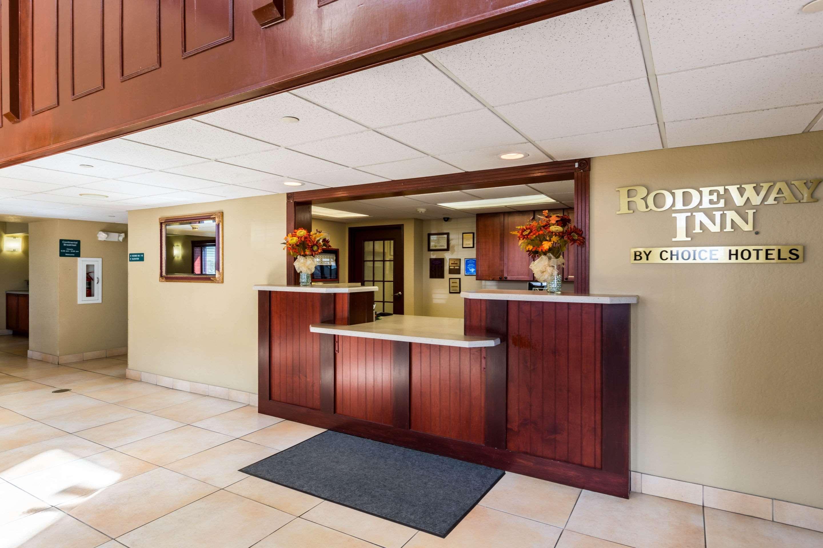Rodeway Inn Norfolk Exteriér fotografie